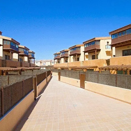 Tinajas Villa