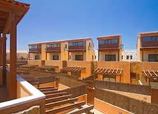 Tinajas Villa *