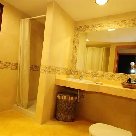 Tinajas Villa Corralejo